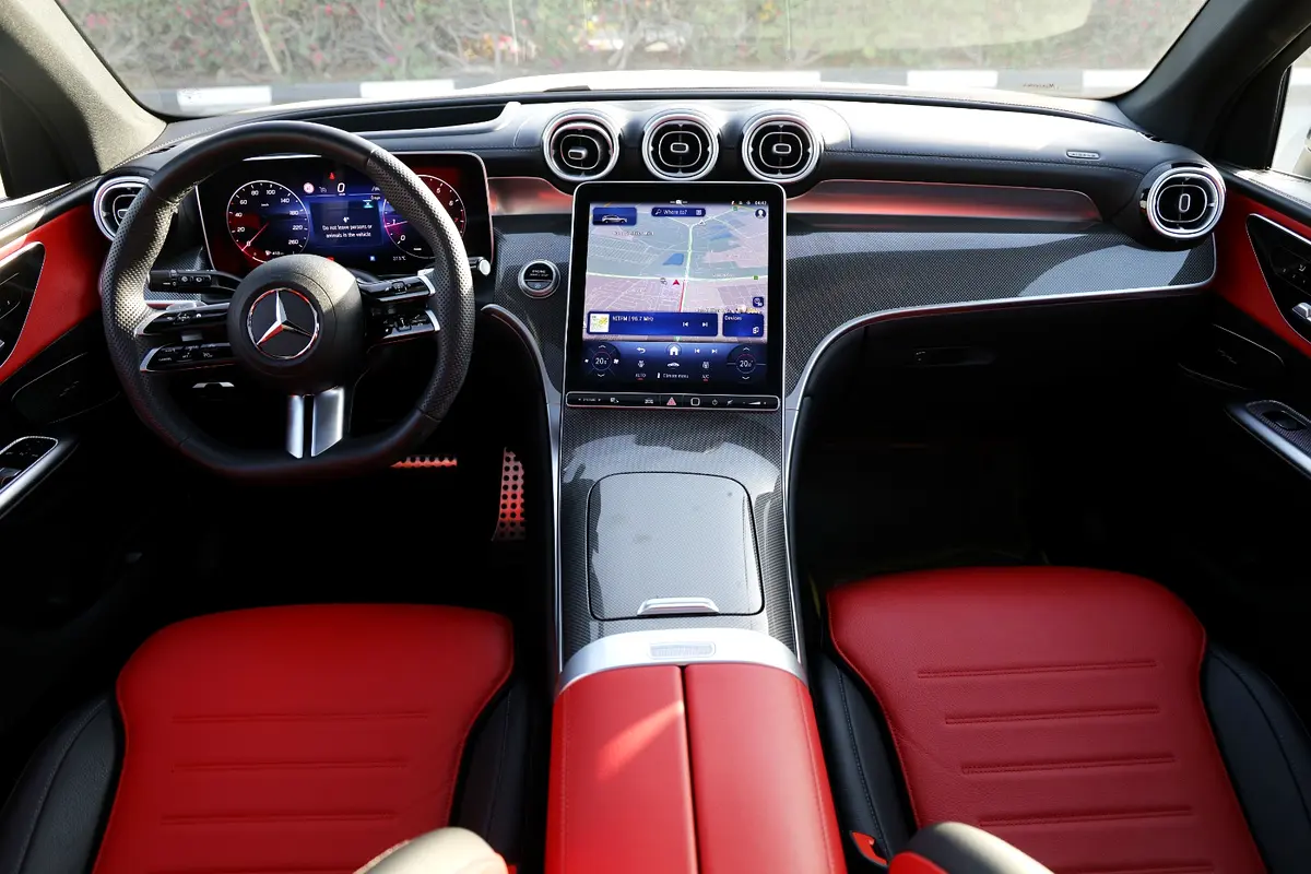 Car Image 2025 MERCEDES GLC CLASS 