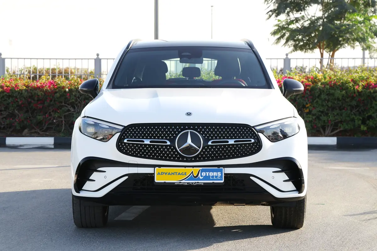 Car Image 2025 MERCEDES GLC CLASS 