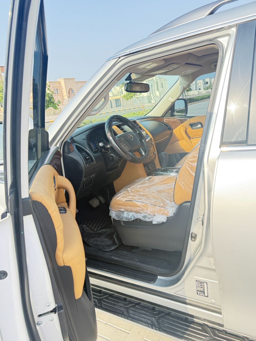 Car Image 2019 NISSAN ARMADA 