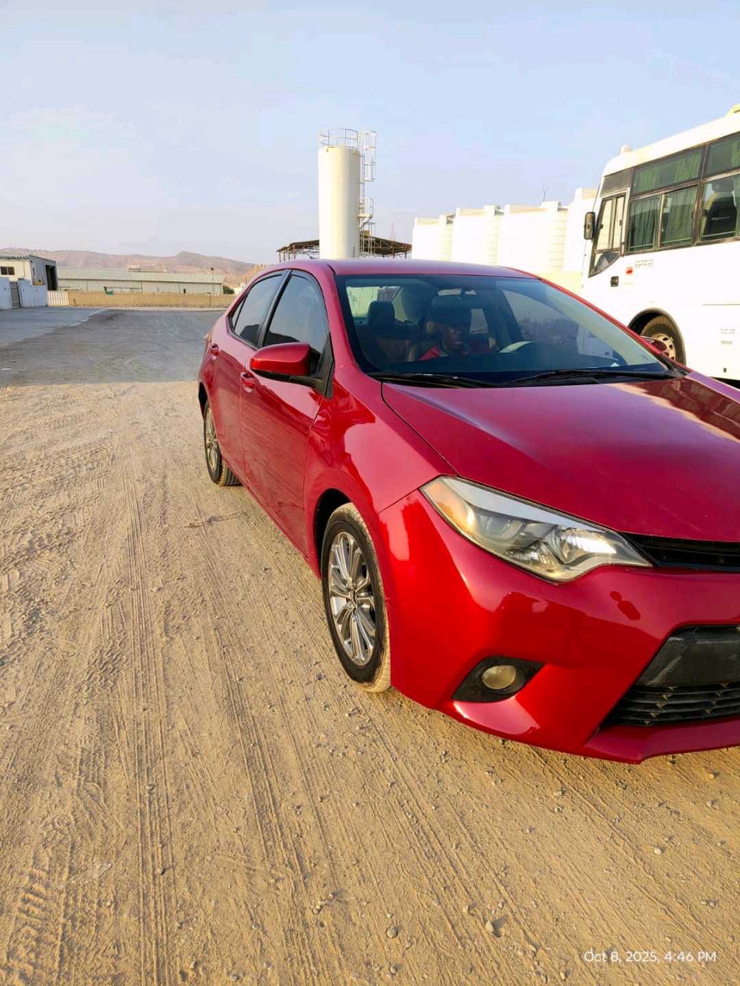 Car Image 2015 TOYOTA COROLLA LE