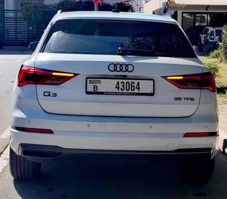 AUDI Q3 2024