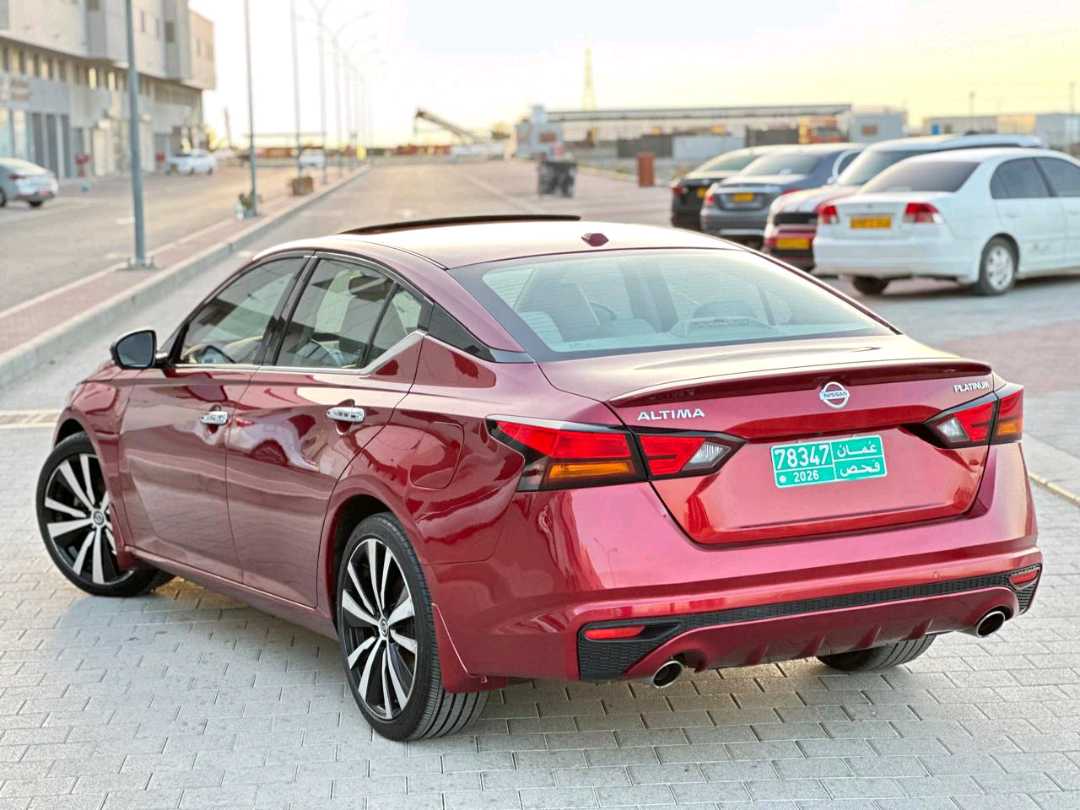 Car Image 2020 NISSAN ALTIMA Platinum 