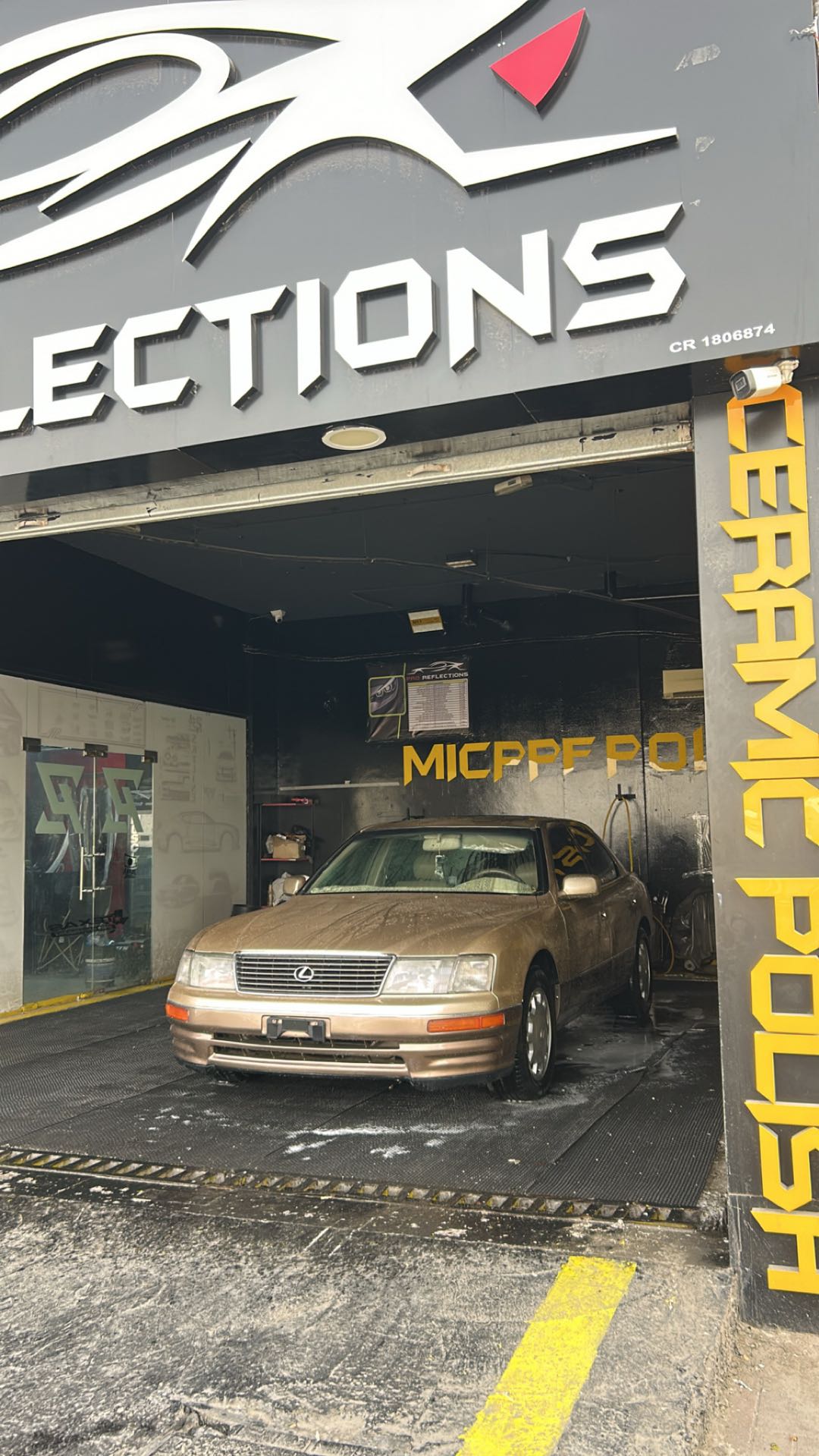 Car Image 1996 LEXUS LS 400