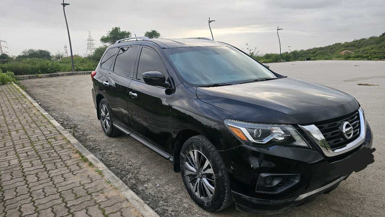 Car Image 2018 NISSAN PATHFINDER S