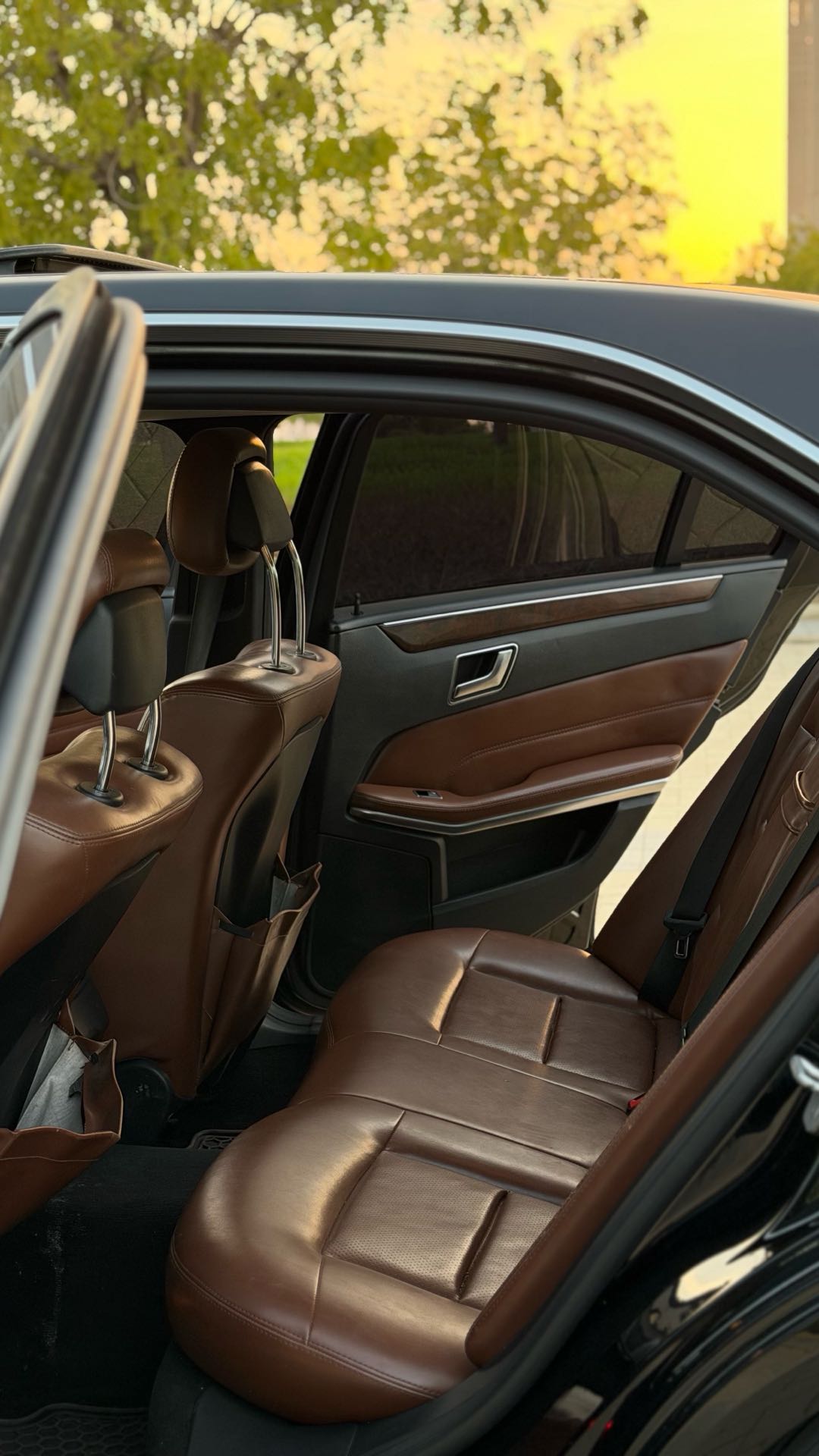 Car Image 2014 MERCEDES E Class 350