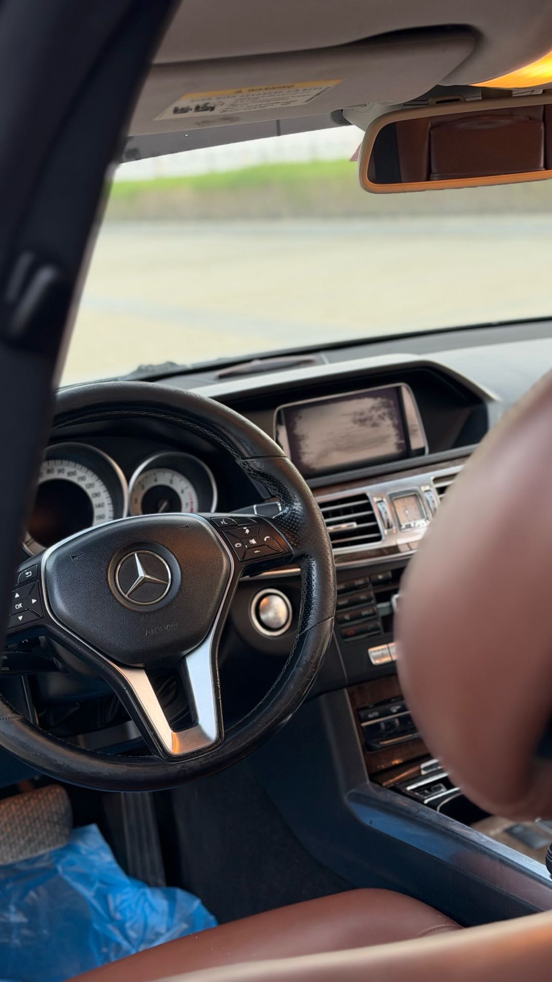 Car Image 2014 MERCEDES E Class 350