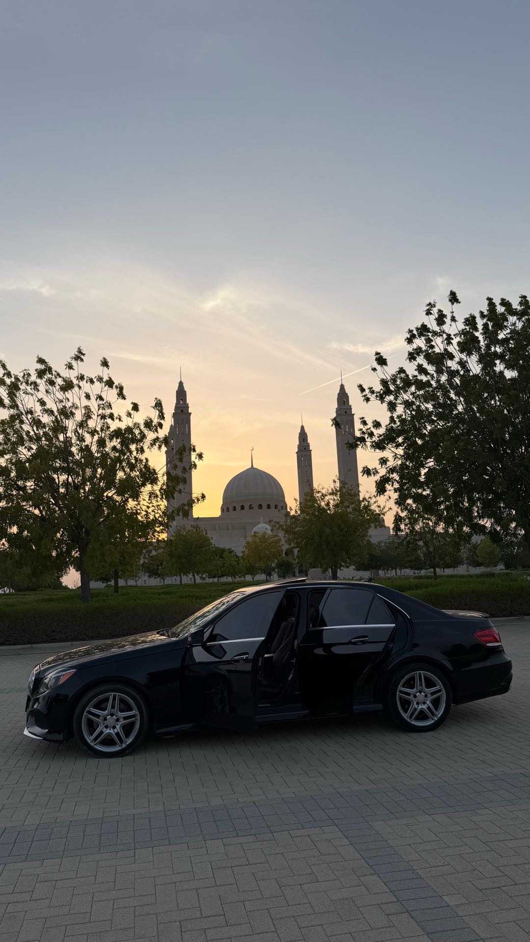 Car Image 2014 MERCEDES E Class 350