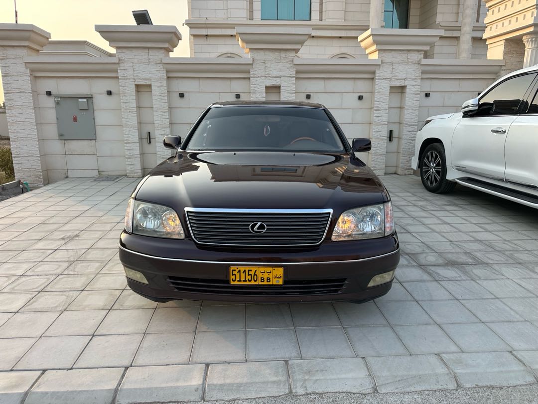 Car Image 1999 LEXUS LS 400