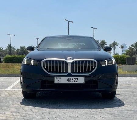 بي أم دبليو 5 SERIES 2024