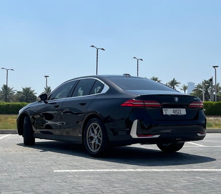 بي أم دبليو 5 SERIES 2024