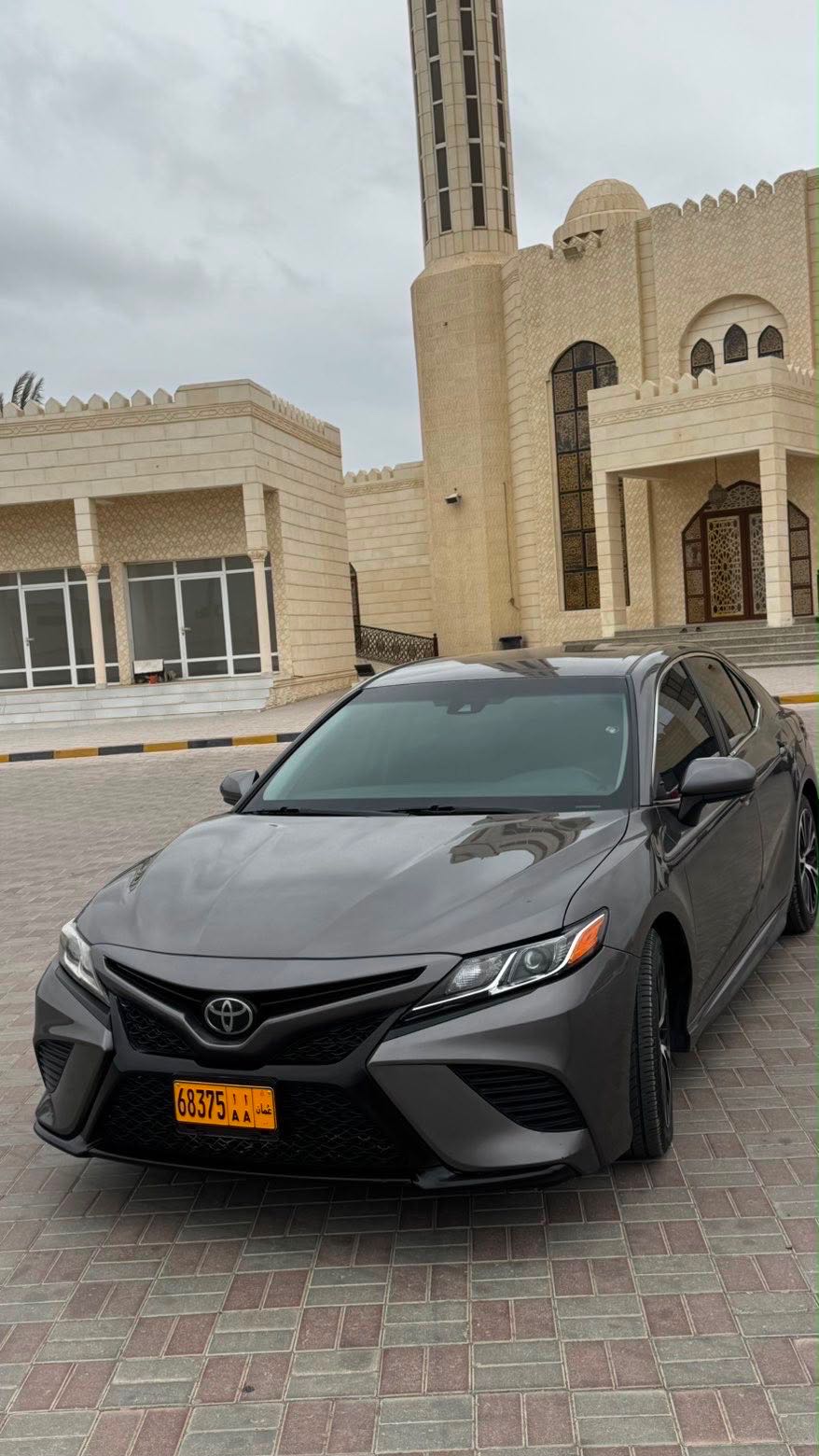 TOYOTA CAMRY SE 2018