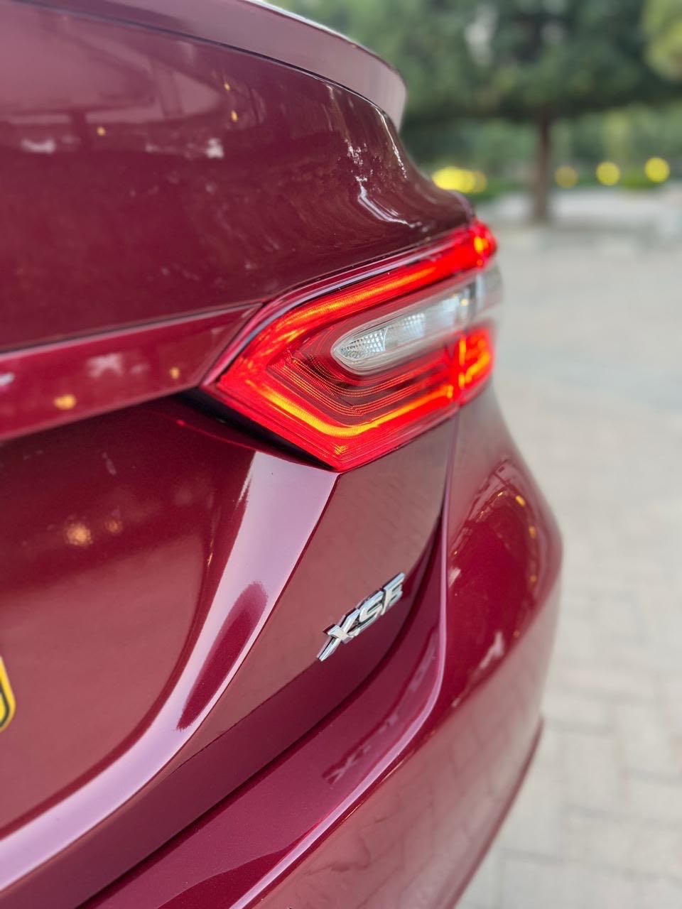 Car Image 2018 TOYOTA CAMRY XSE