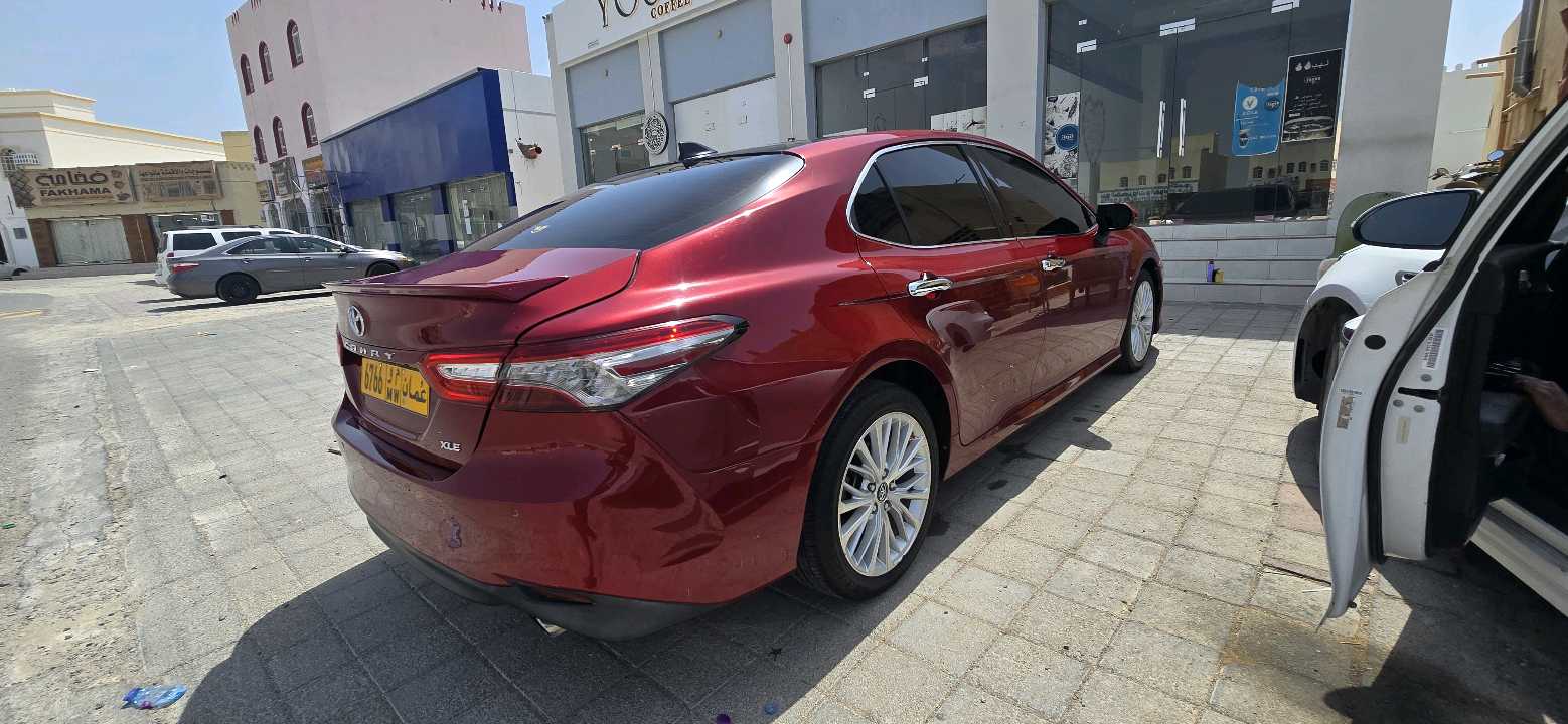 Car Image 2018 TOYOTA CAMRY XLE