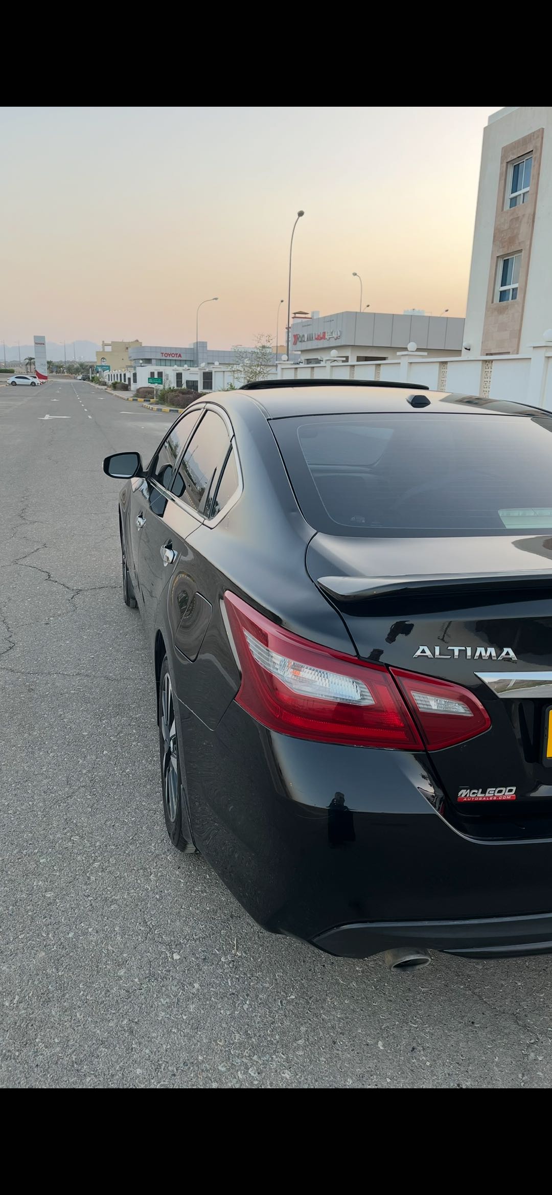 Car Image 2018 NISSAN ALTIMA SV