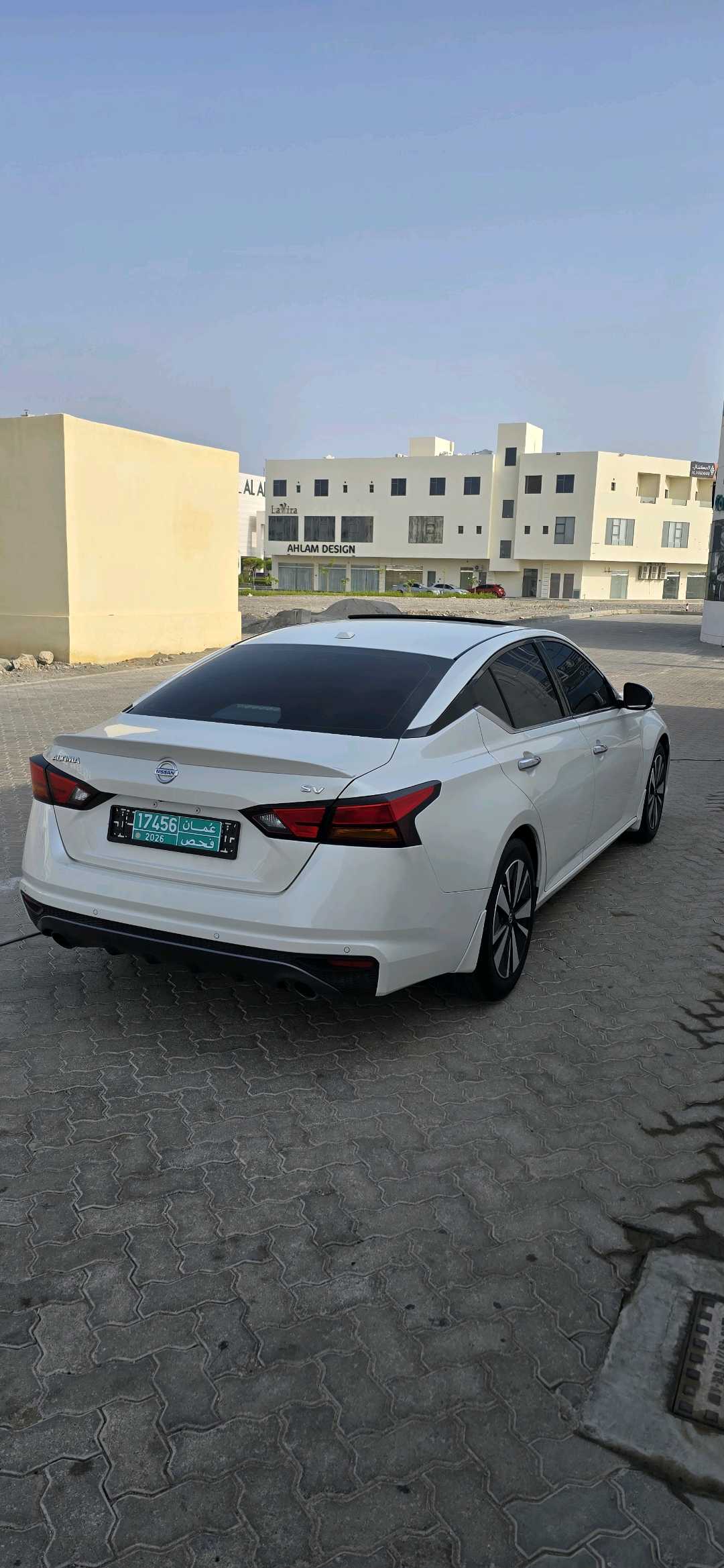 Car Image 2019 NISSAN ALTIMA SV