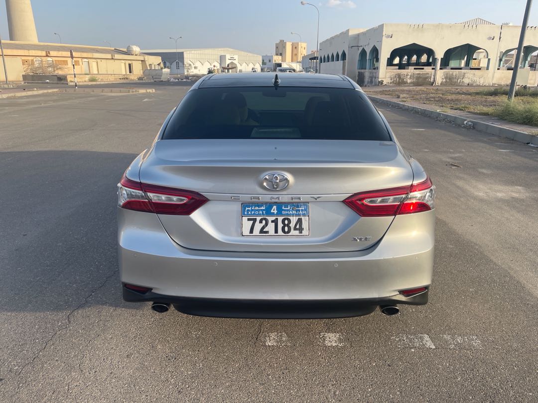 Car Image 2018 TOYOTA CAMRY XLE