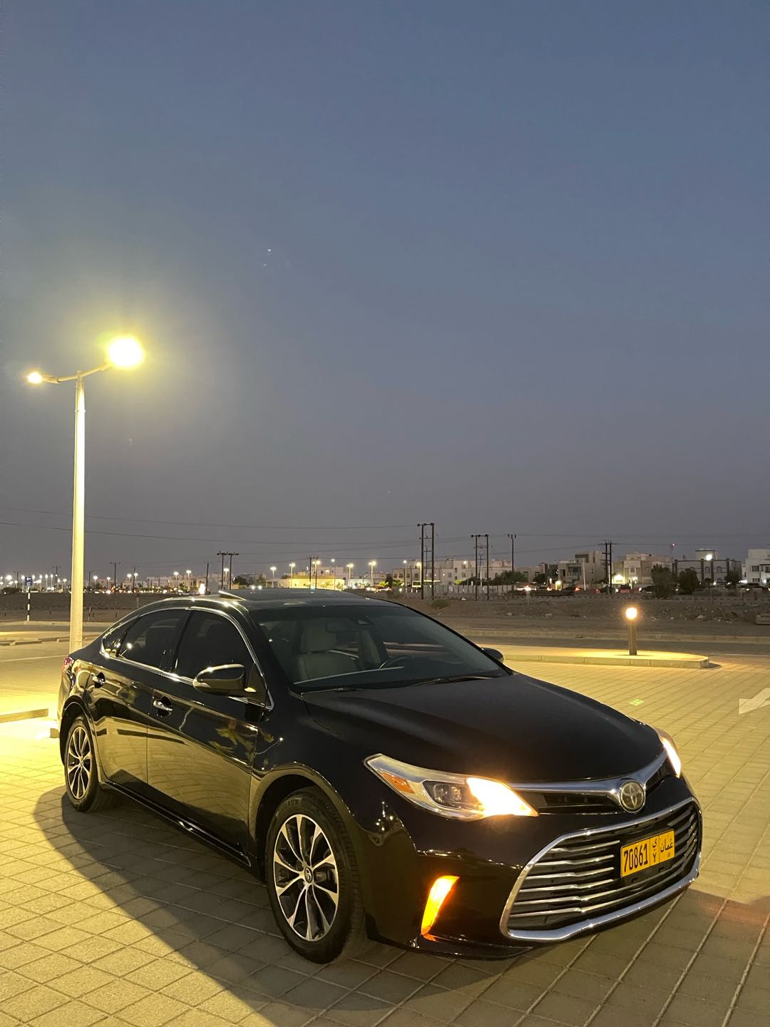 Car Image 2018 TOYOTA AVALON XLE