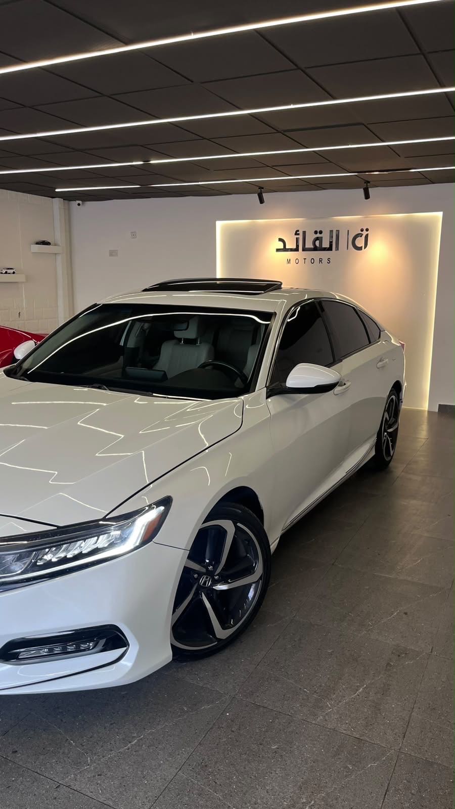 Car Image 2018 HONDA ACCORD EXL