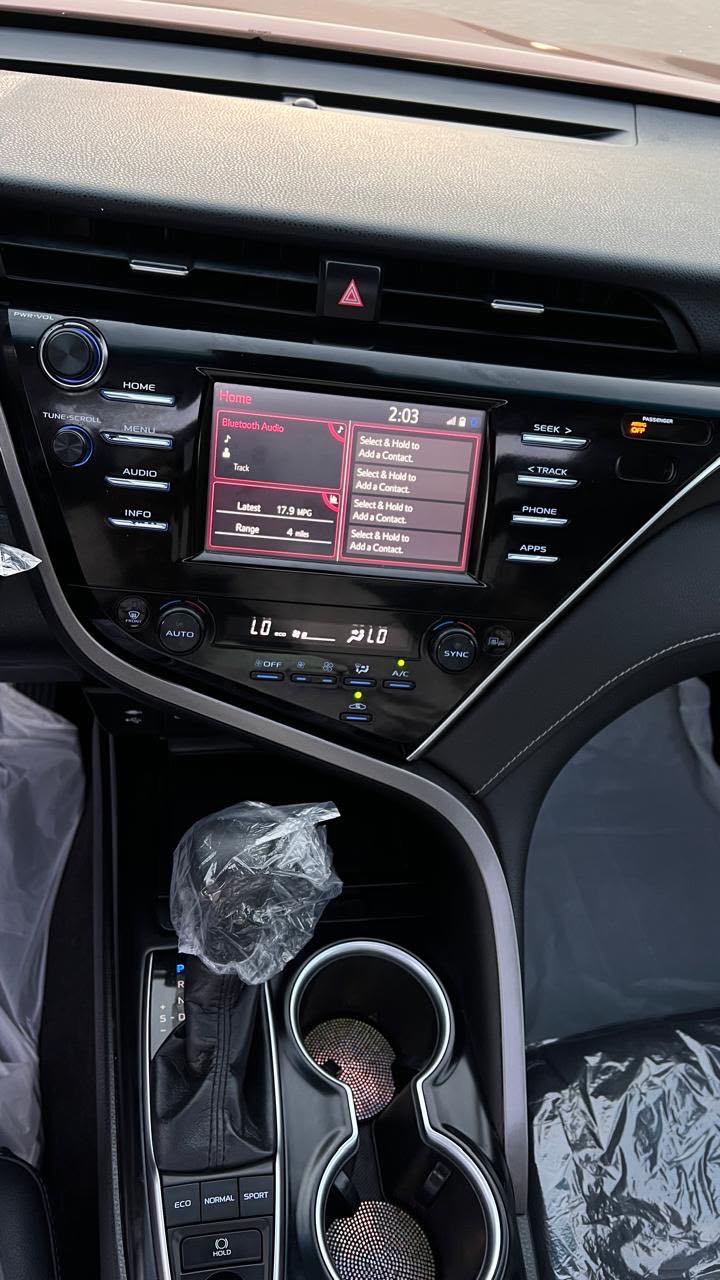 Car Image 2018 TOYOTA CAMRY XSE