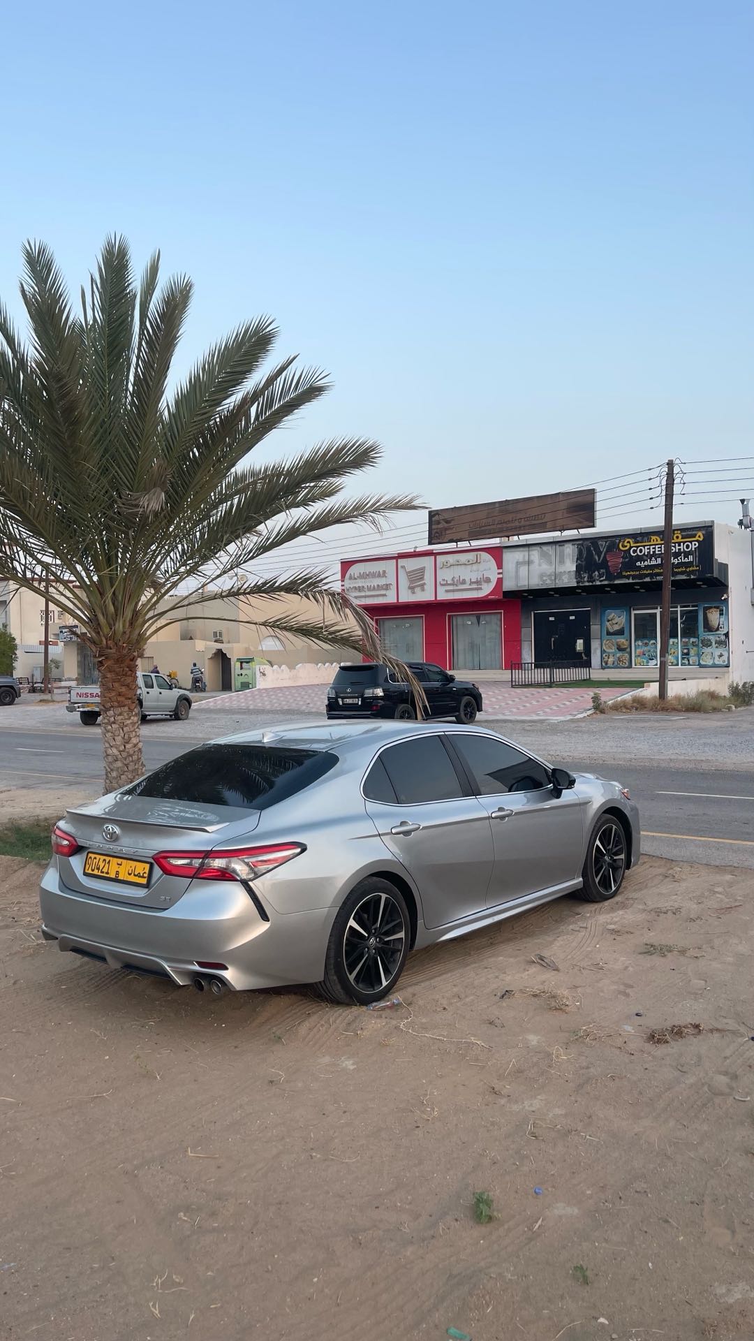 Car Image 2019 TOYOTA CAMRY SE