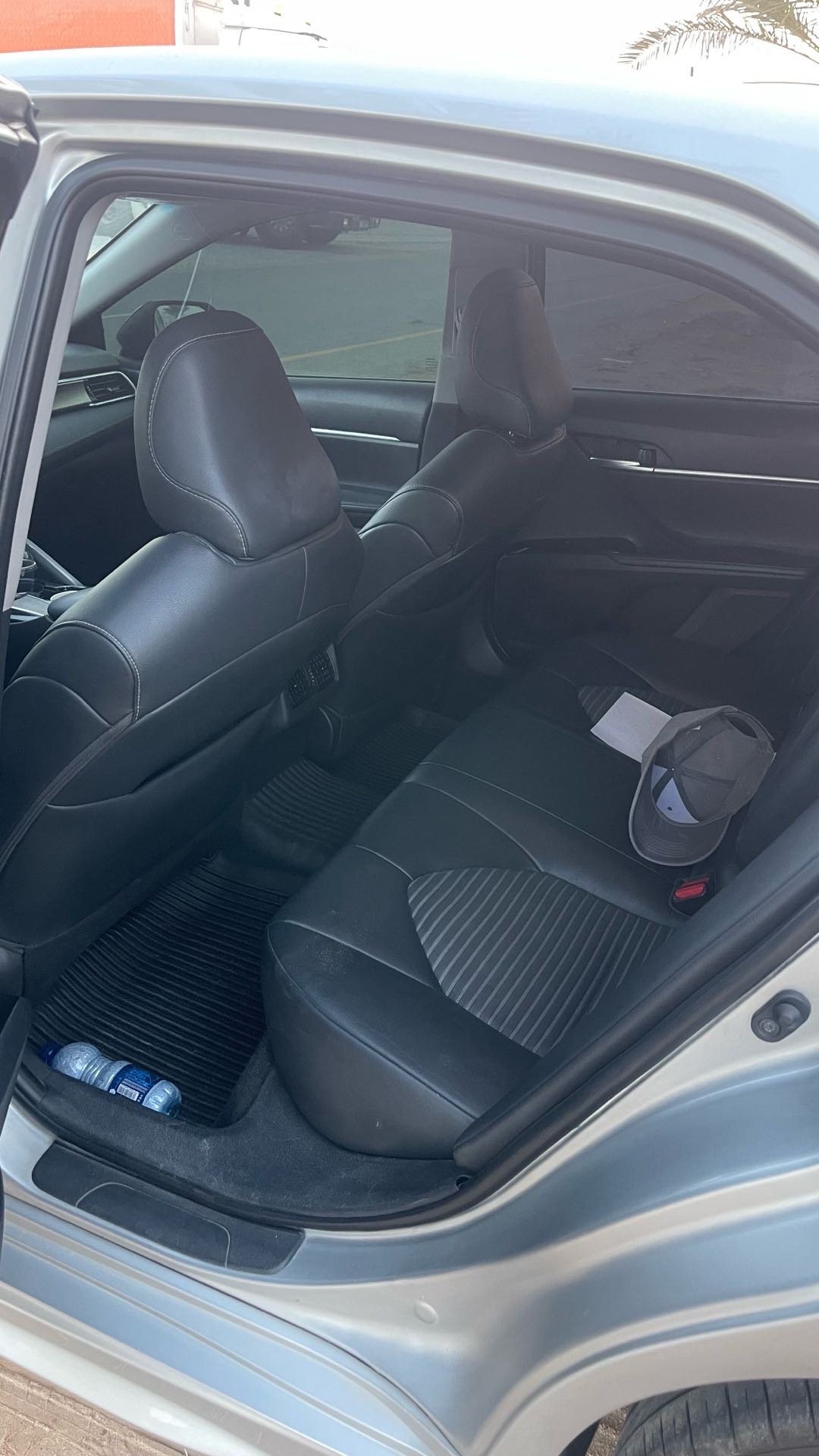 Car Image 2019 TOYOTA CAMRY SE