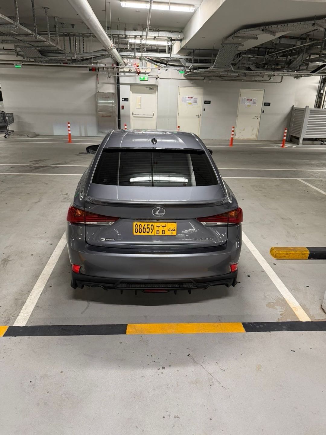 Car Image 2018 LEXUS IS 200