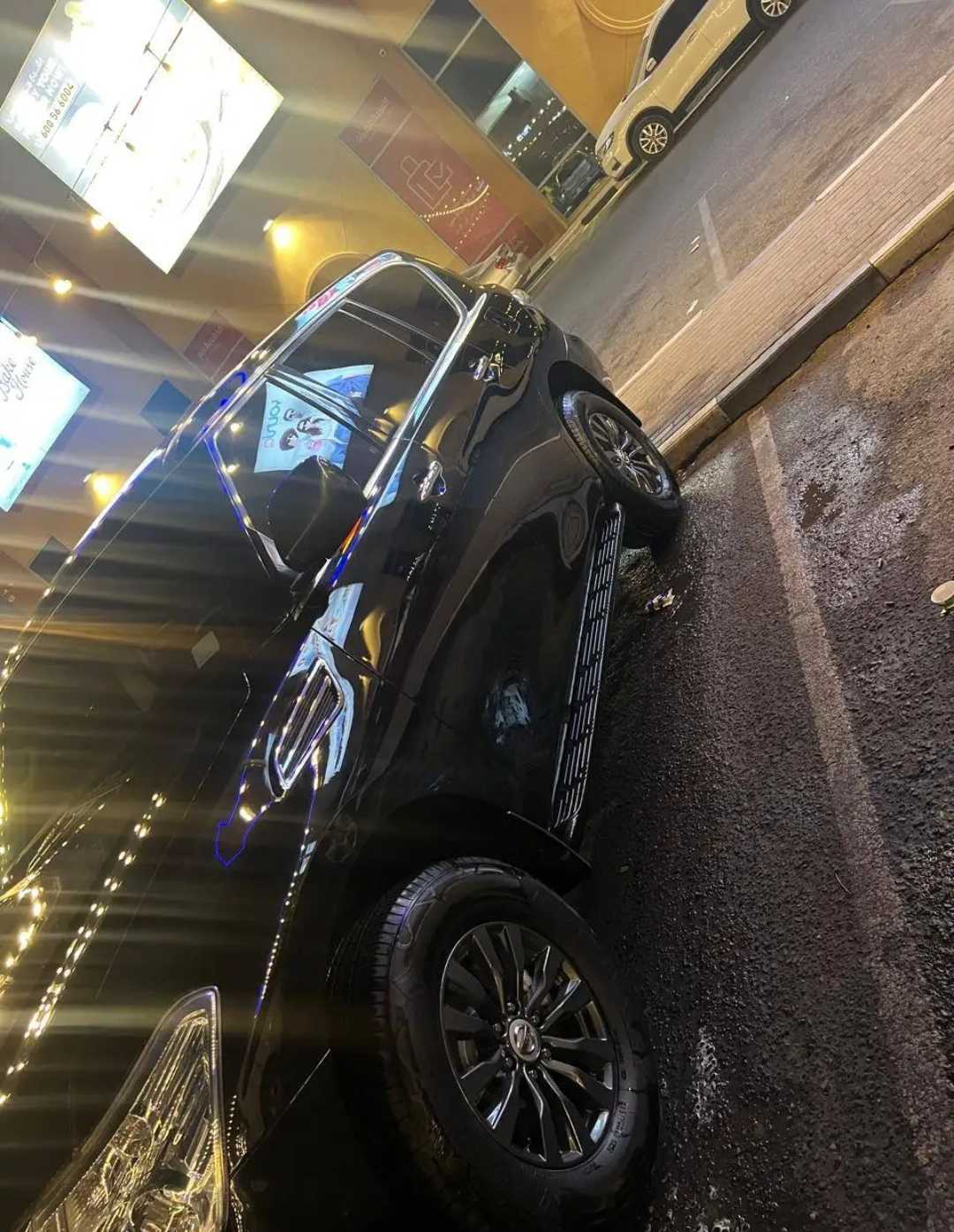 Car Image 2018 NISSAN PATROL Platinum
