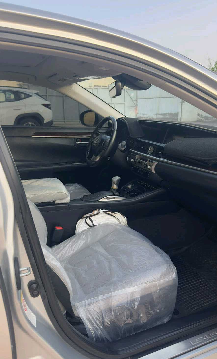 Car Image 2017 LEXUS ES 350