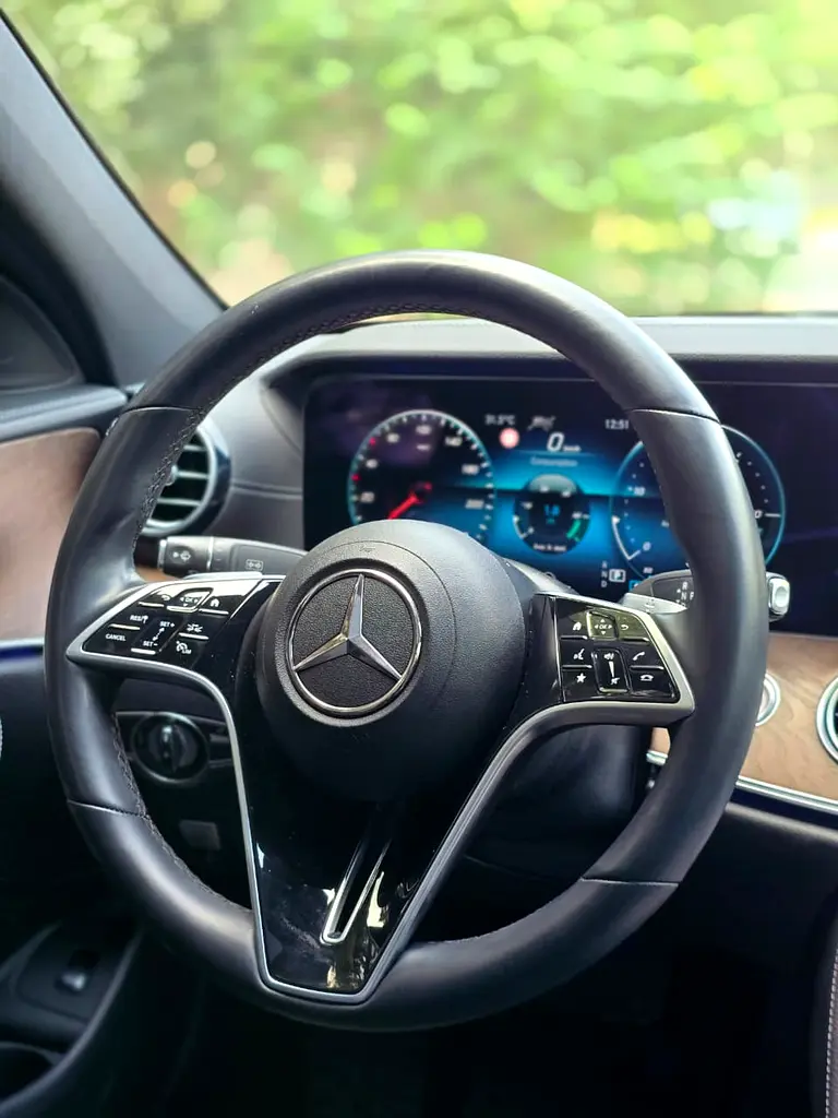 Car Image 2021 MERCEDES E Class 250