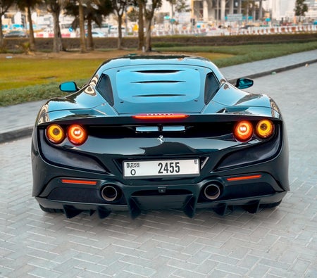 فيراري F8 2020