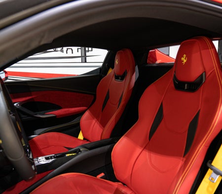 فيراري 296 GTS 2023