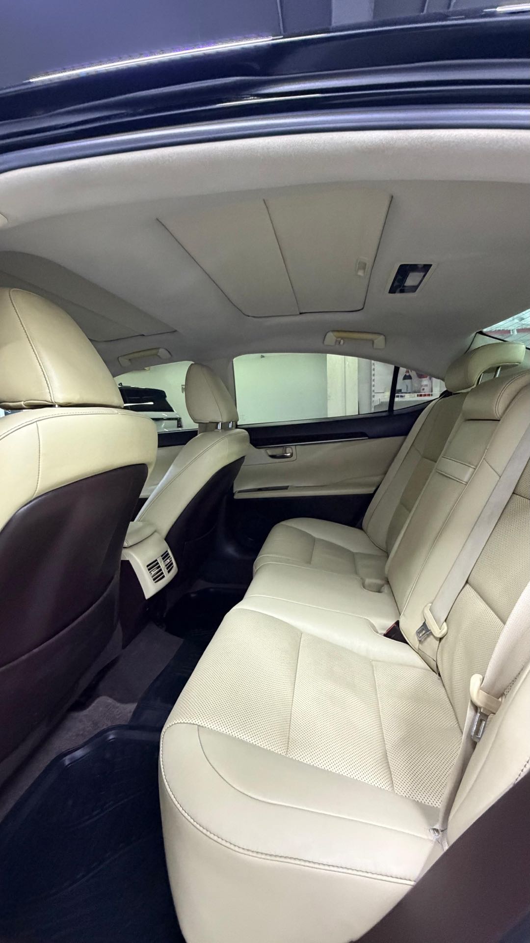 Car Image 2017 LEXUS ES 350