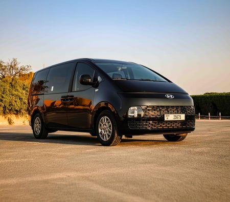 HYUNDAI STARIA 2025