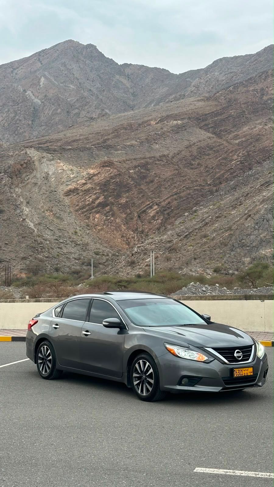 Car Image 2016 NISSAN ALTIMA SV