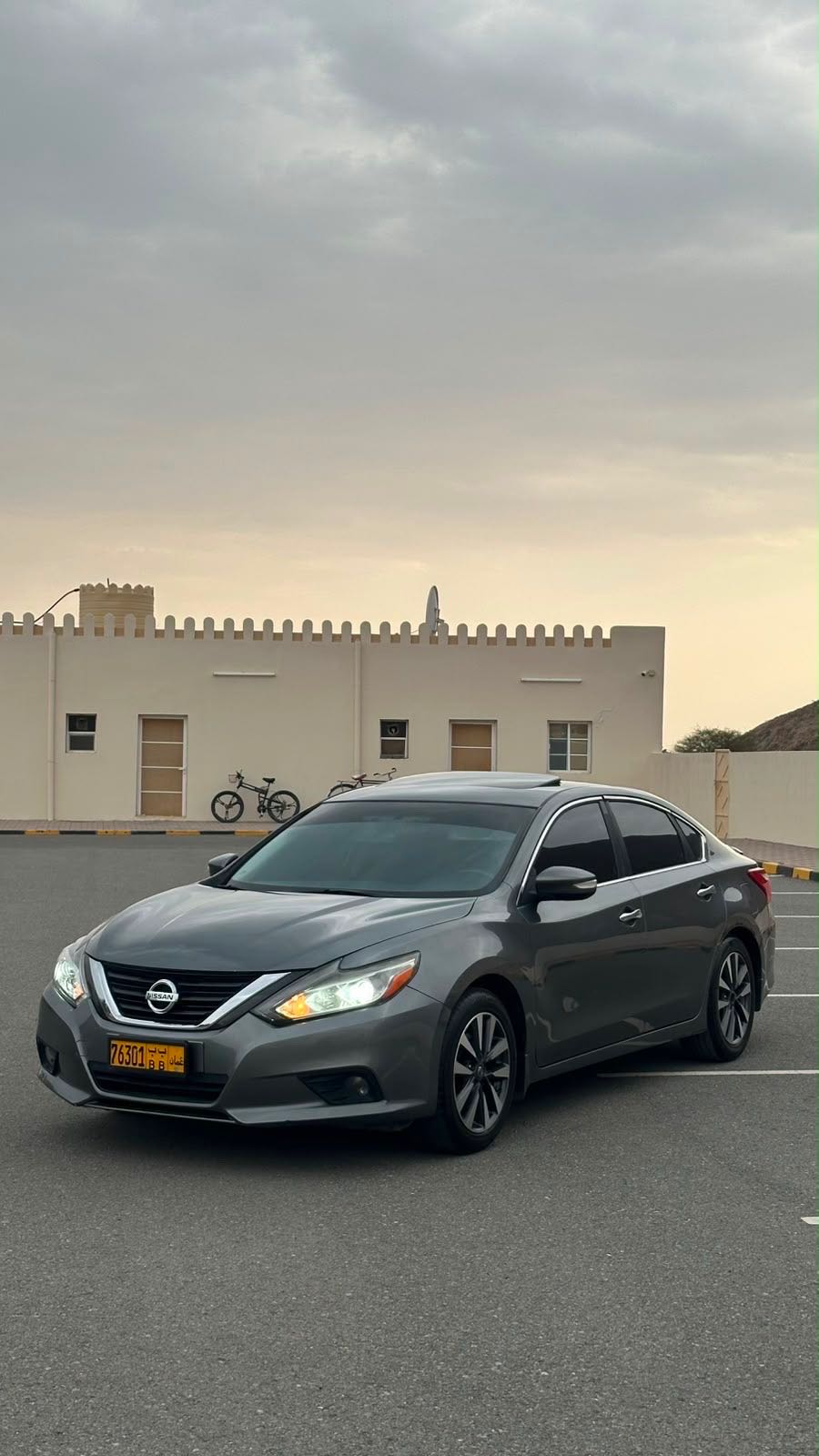 Car Image 2016 NISSAN ALTIMA SV