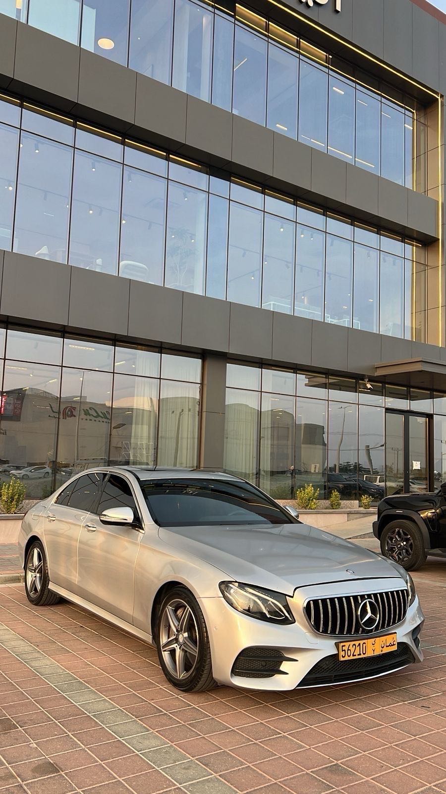Car Image 2017 MERCEDES E Class 300