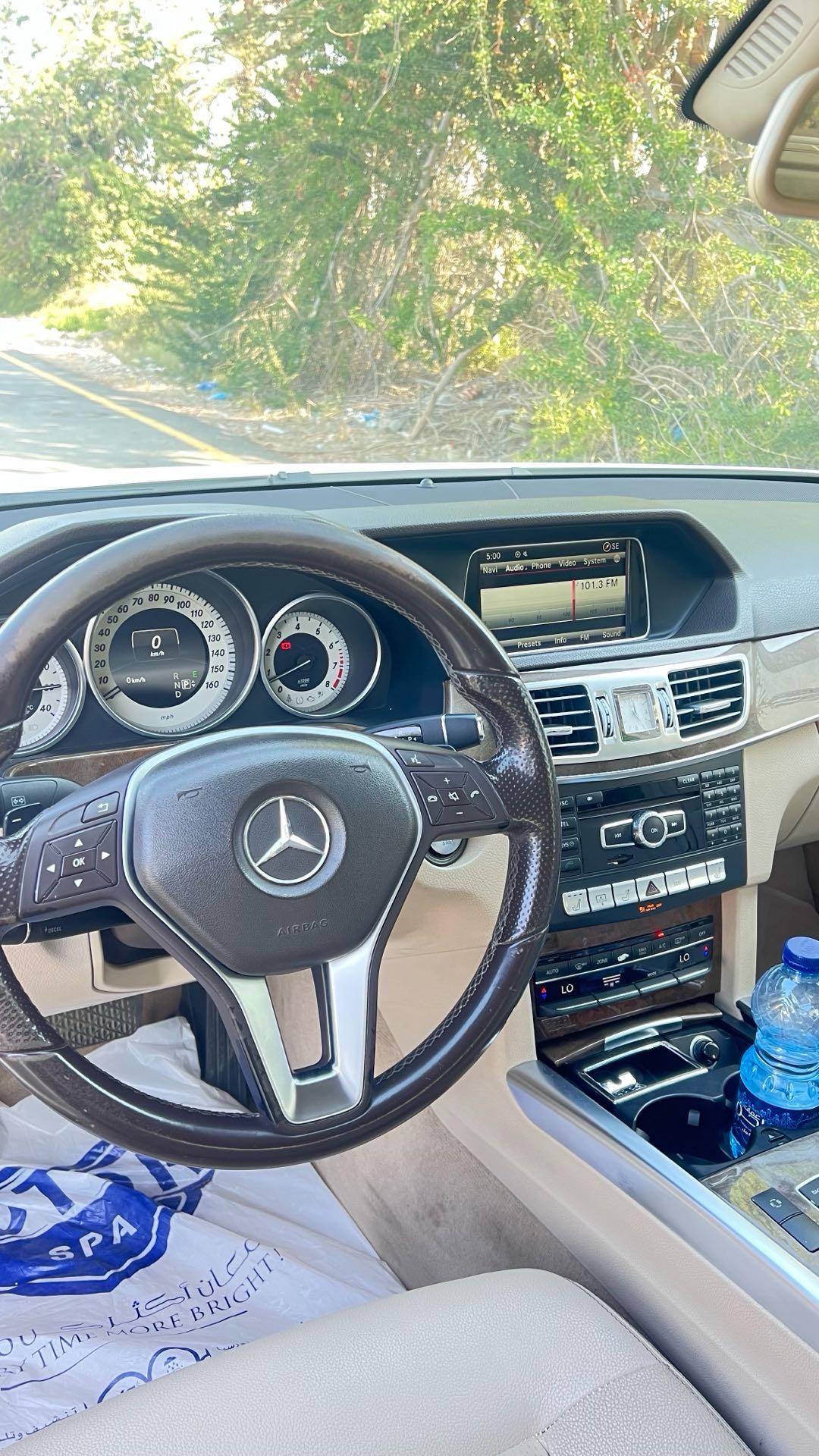Car Image 2014 MERCEDES E Class 350