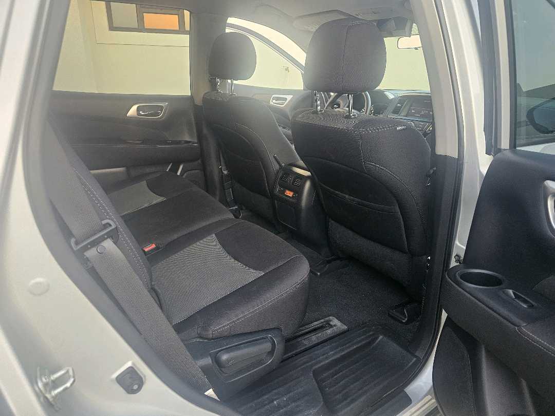 Car Image 2017 NISSAN PATHFINDER S