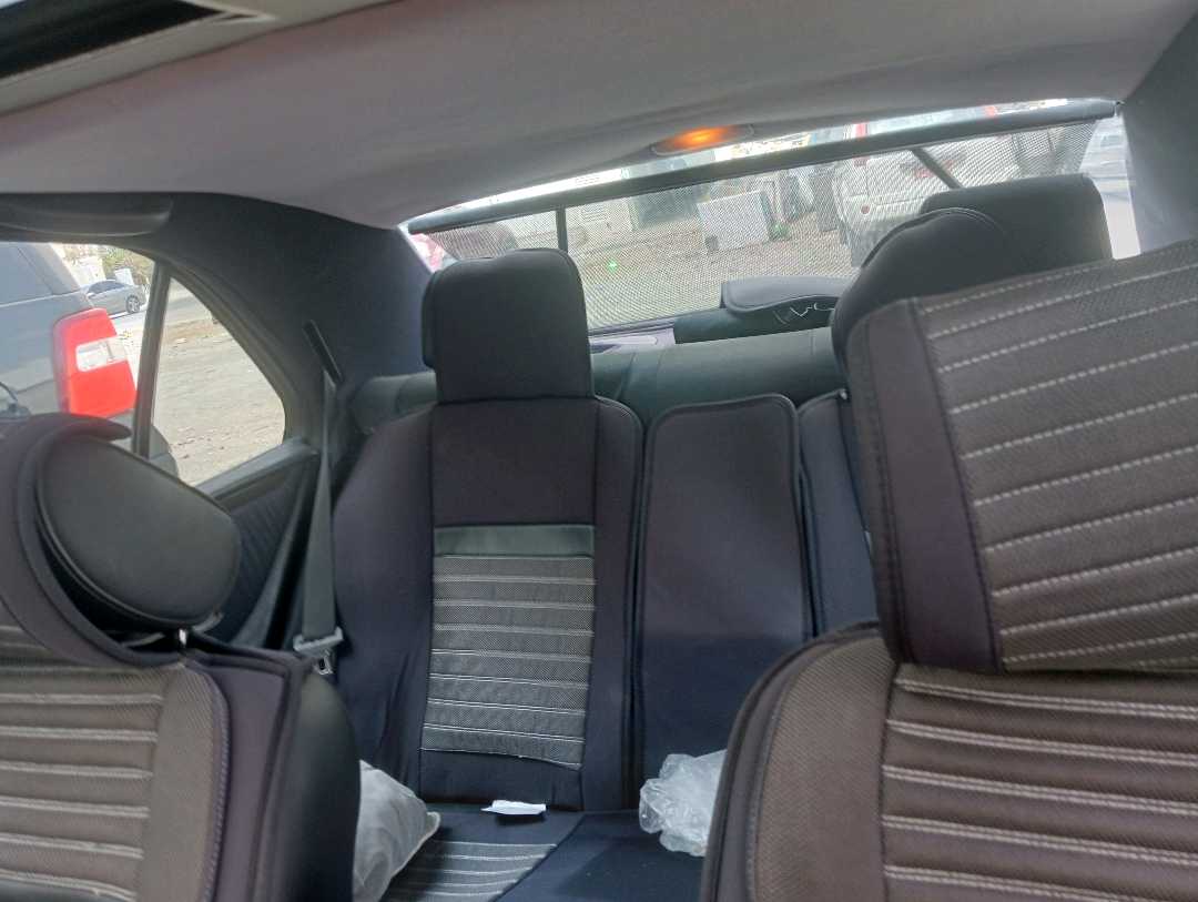 Car Image 1999 MERCEDES E Class 320