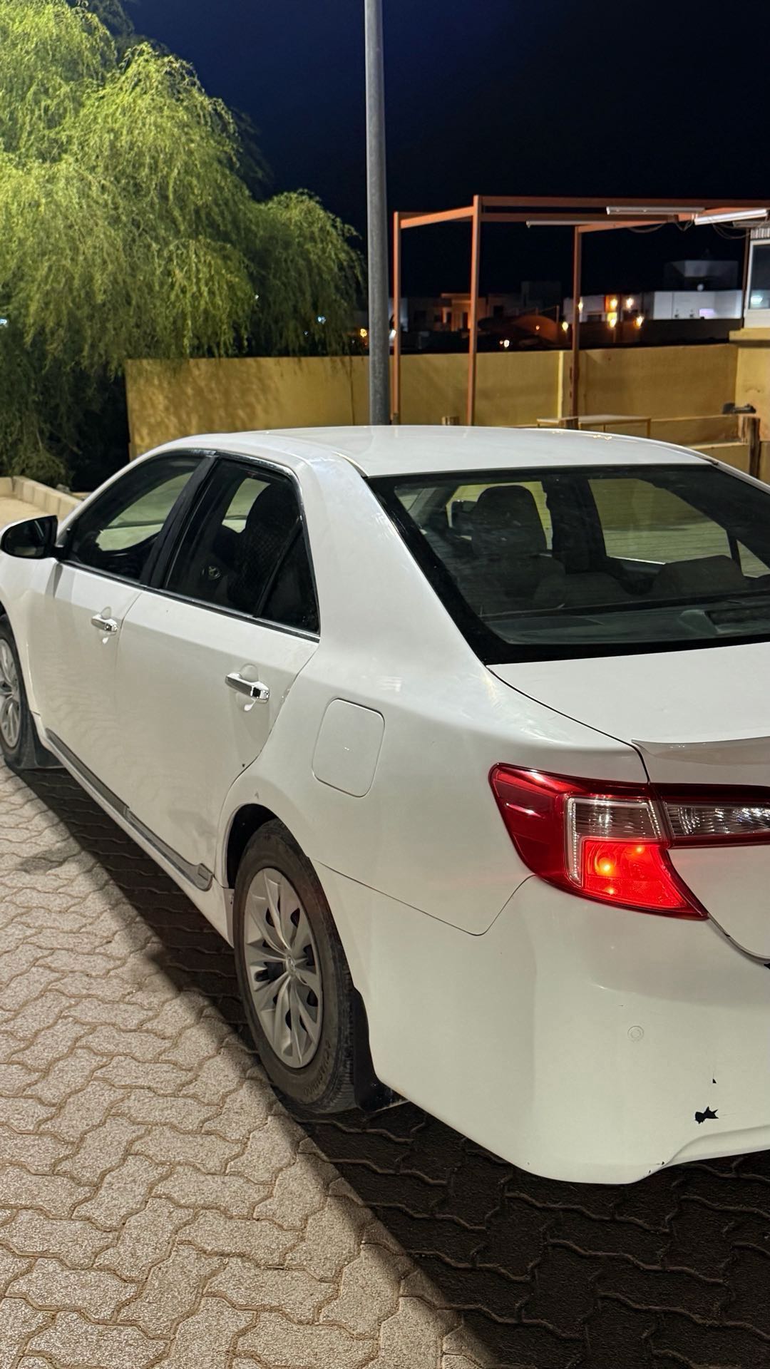 Car Image 2014 TOYOTA CAMRY GL