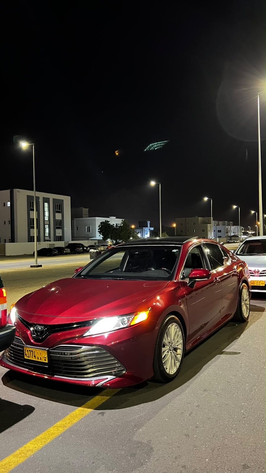 Car Image 2018 TOYOTA CAMRY XLE