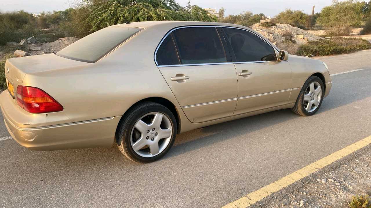 Car Image 2001 LEXUS LS 430