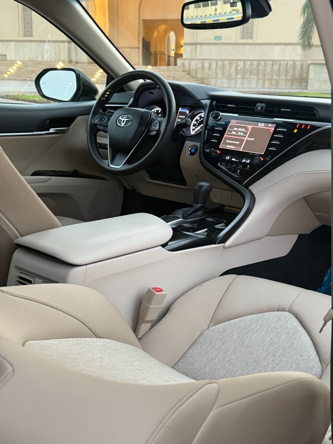 TOYOTA CAMRY LE 2018