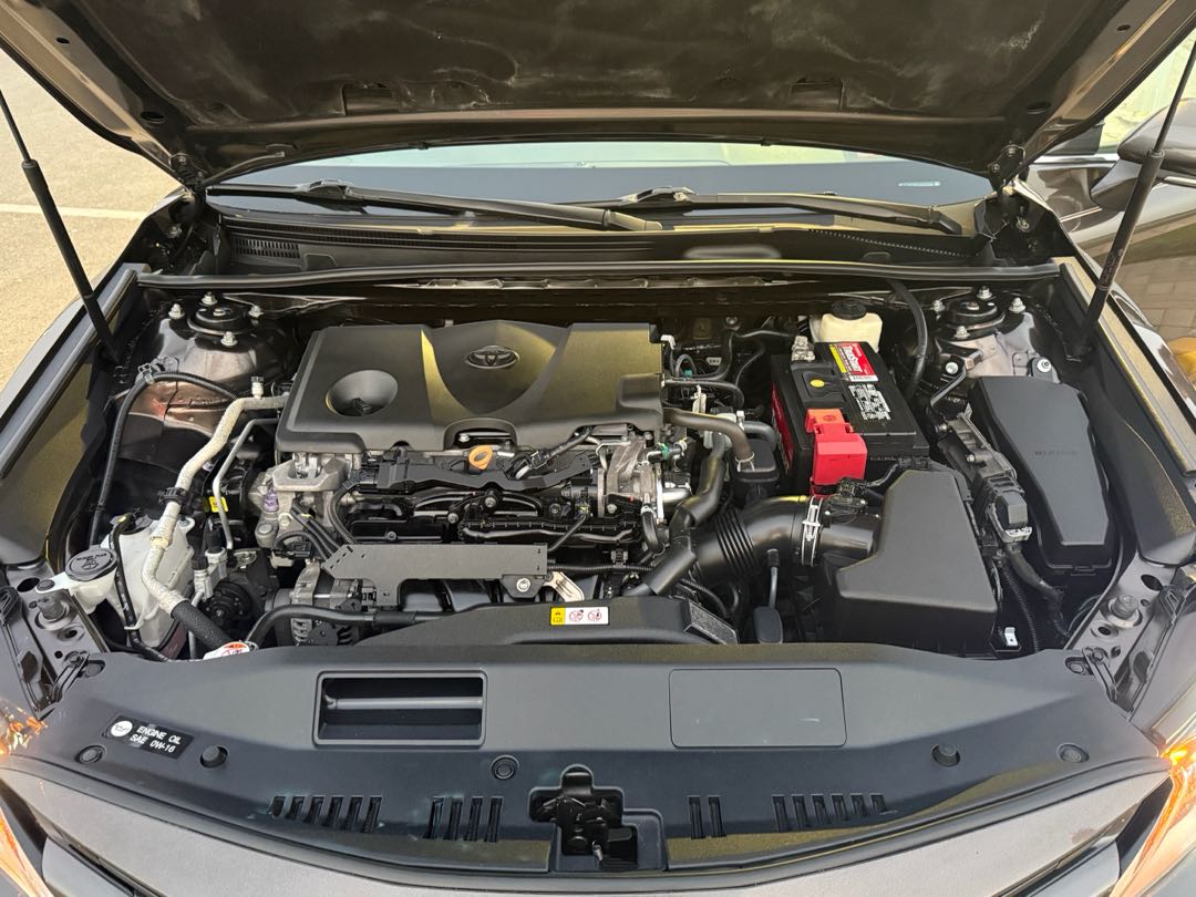 Car Image 2018 TOYOTA CAMRY LE