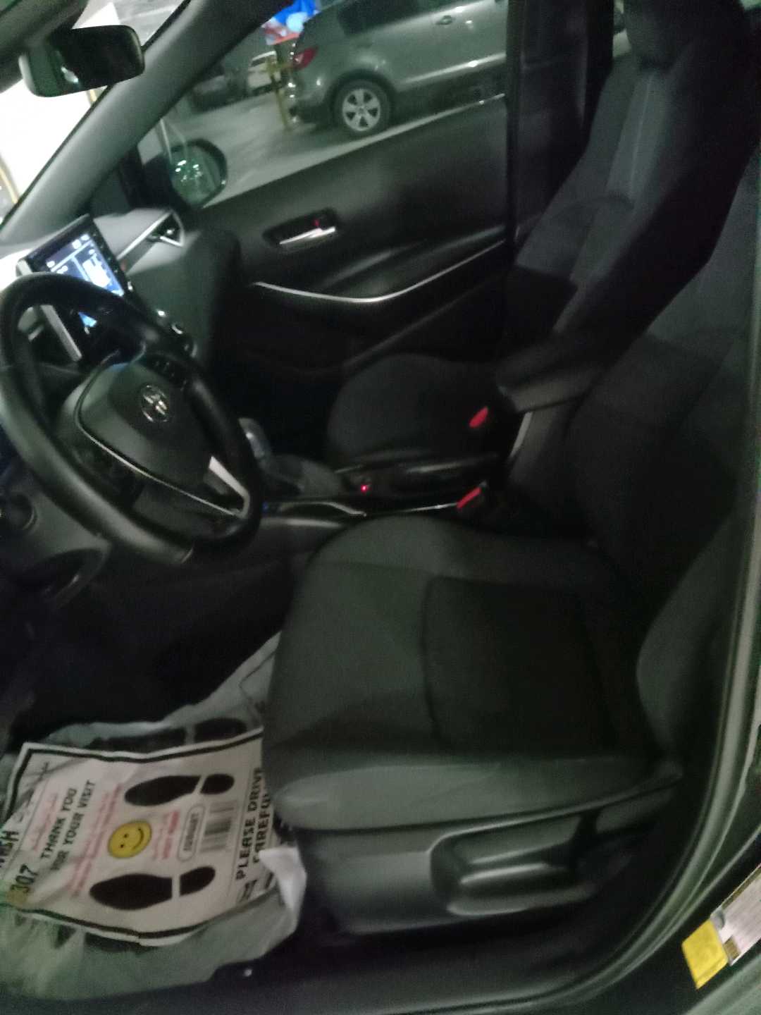 Car Image 2020 TOYOTA COROLLA SE
