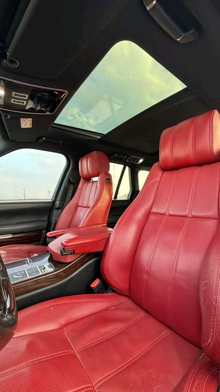 Car Image 2015 LAND ROVER VOGUE 
