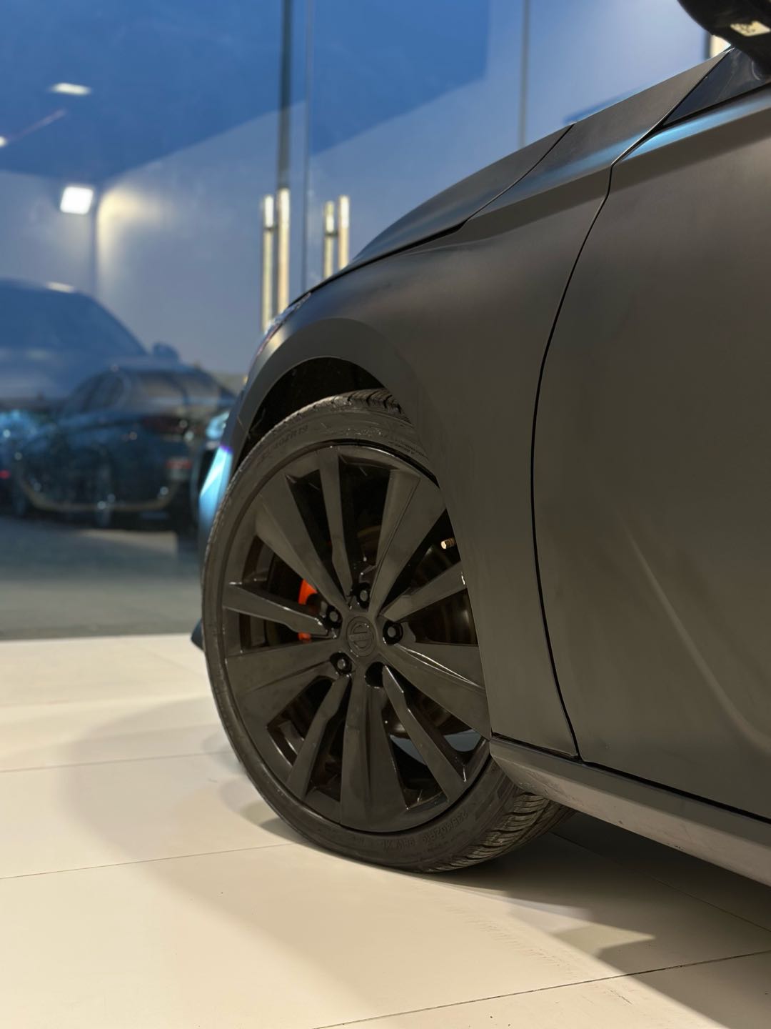 Car Image 2019 NISSAN ALTIMA SR