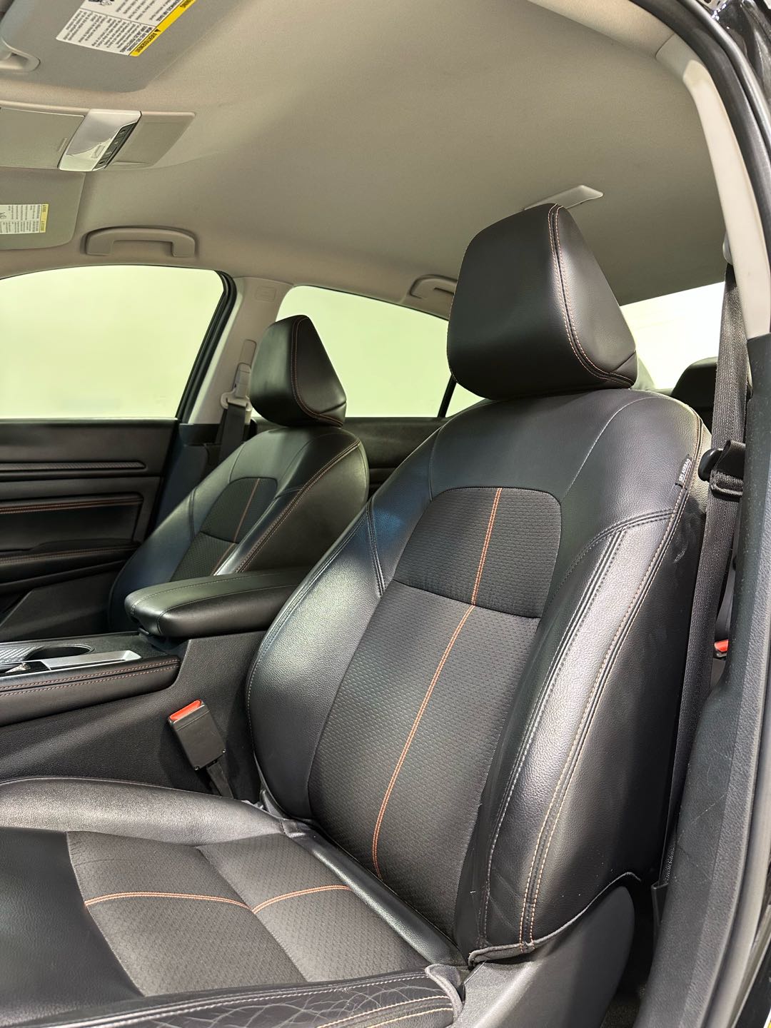Car Image 2019 NISSAN ALTIMA SR