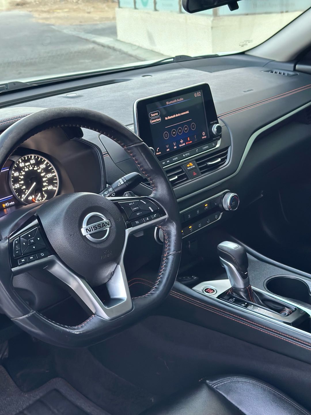 Car Image 2019 NISSAN ALTIMA SR