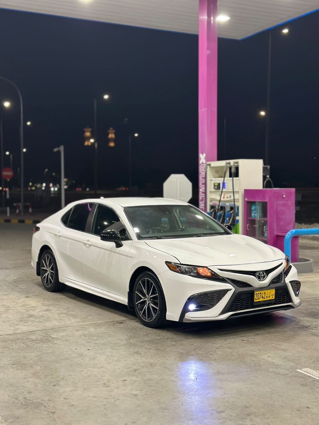 Car Image 2021 TOYOTA CAMRY SE